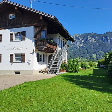 Lizzi Mountain Apartments Apartment