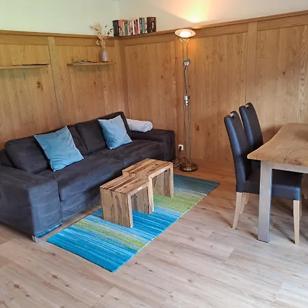 Lizzi Mountain Apartmán